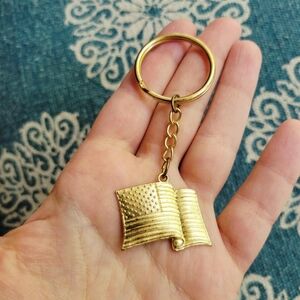 Vintage Gold Patriotic American Flag Keychain